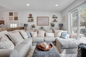 Saskatoon 5 bedroom-Big Gatherings-Patio-BBQ-Games Room